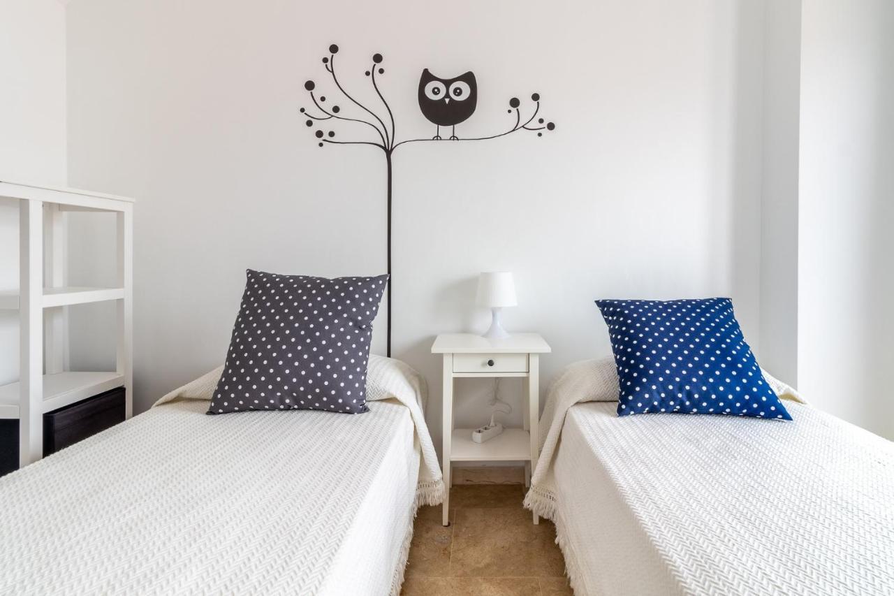 Flatguest San Fernando + 4Bdr + Terrace + Parking Villa ซานบาร์โตโลเม ภายนอก รูปภาพ